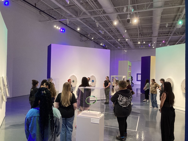 Metals Students visit the El Paso Museum of Art - New Mexico State ...