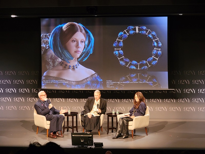 Students at Jewelry week talk